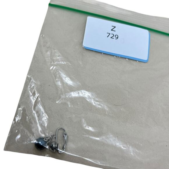 Vintage Silver-Tone Drop Earring with Blue Pearl - Single Elegant Clip-On - Picture 9 of 9